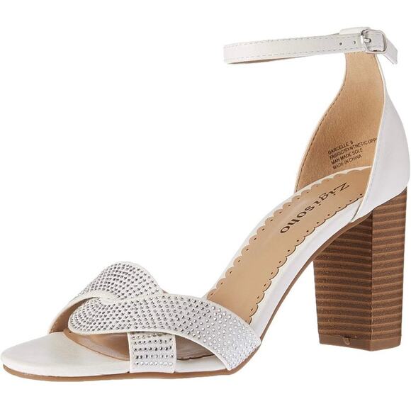 ZIGI SOHO Womens Garcelle Round Toe Block Heel Sandals Size 10 White - Picture 1 of 13